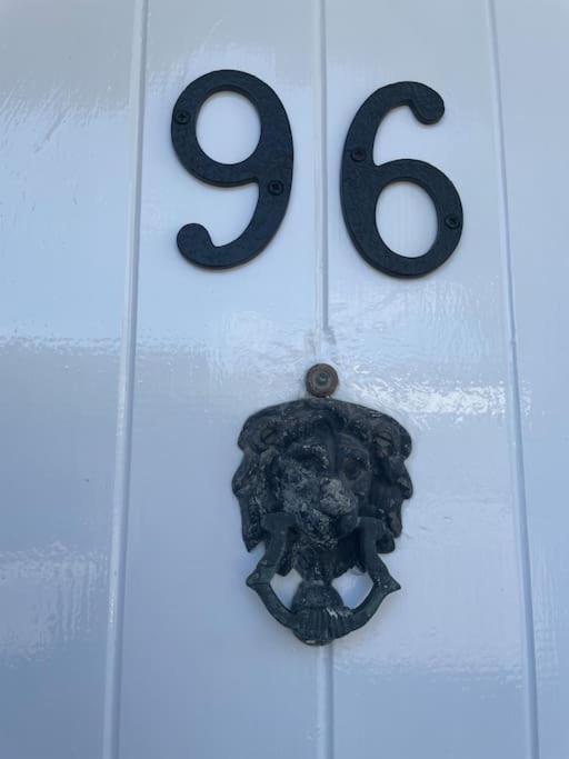 No 96 Chapel Lane - Self Contained Cottage In The Heart Of Butleigh Exterior foto